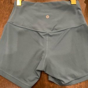 Lulu biker short